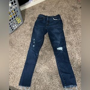 Abercrombie and Fitch Jeans size 28 short